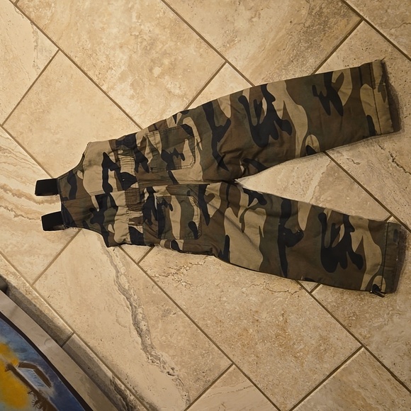 Youth insulated overalls, Walls brand - Picture 2 of 5